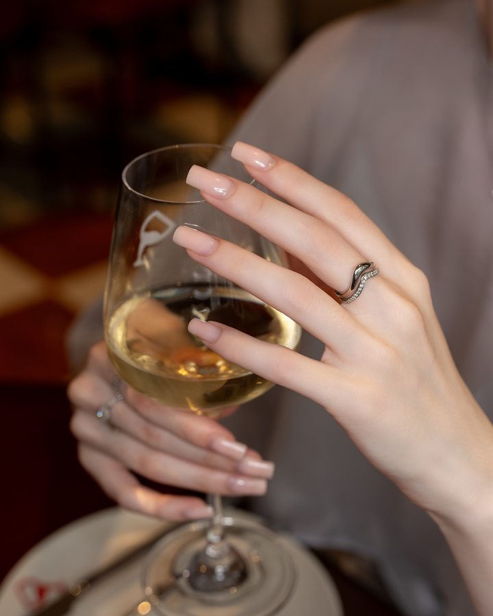 The Quiet Layer Ring