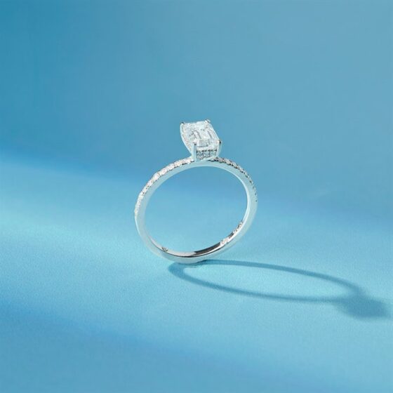 The Clear Form Ring