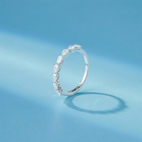 The Natural Alignment Ring